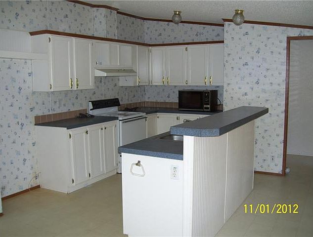 2nd image of 12444 Chambers Rd