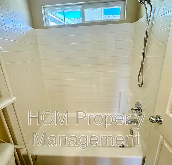 26027 Newport Ave — Photo 14