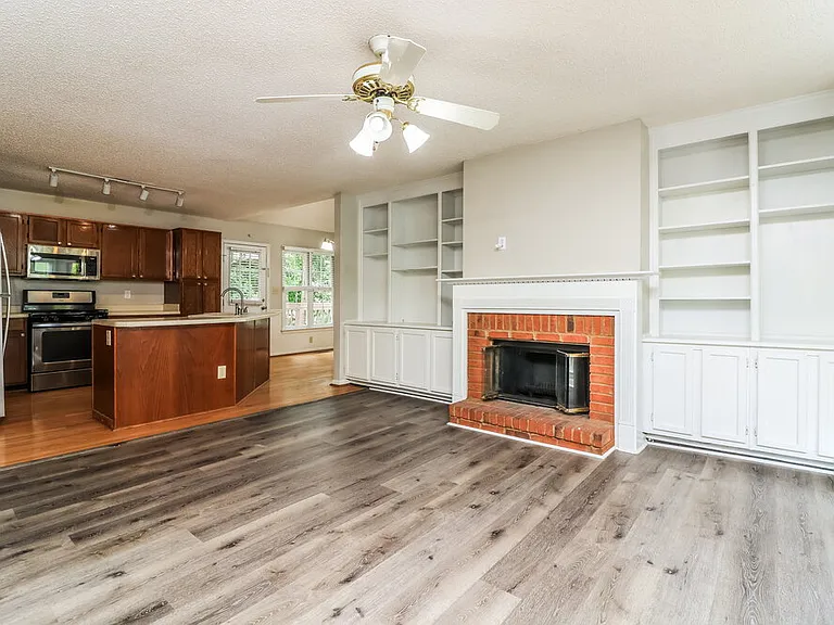 1952 McAdoo Ct SW — Photo 8