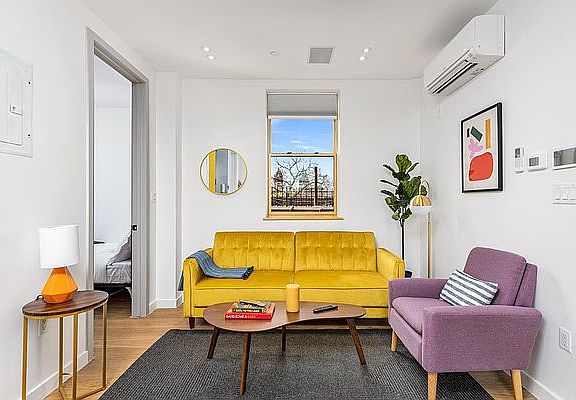 4th image of 635 Sterling Pl #4F
