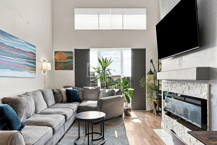 Spacious Centennial COndo with Private Rooftop Patio and Loft — Photo 3