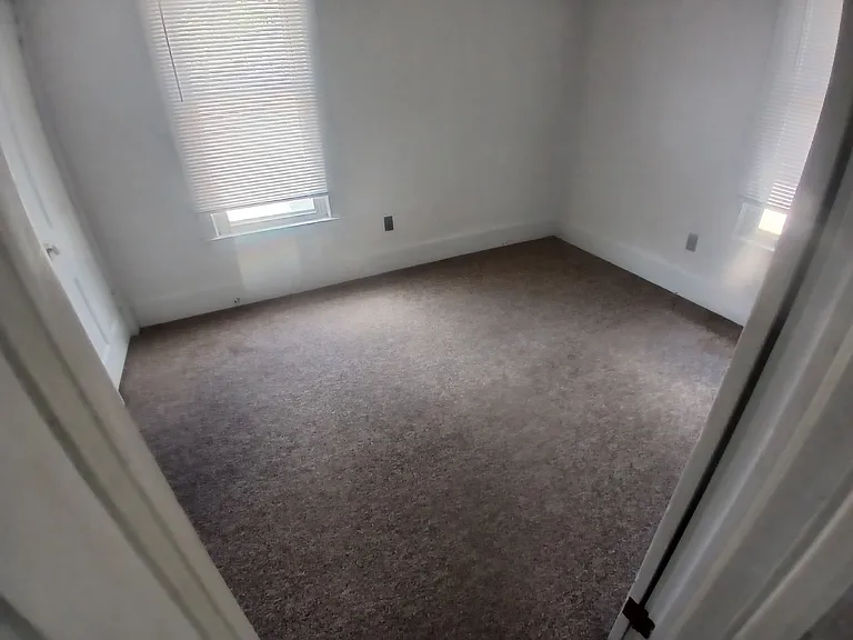 720 Beechurst Ave #2 — Photo 3
