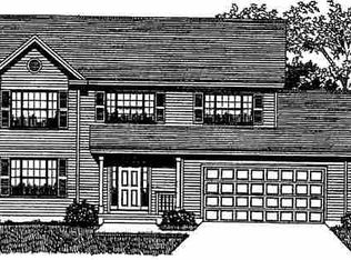 5 Waverly Pl, Gansevoort, NY 12831