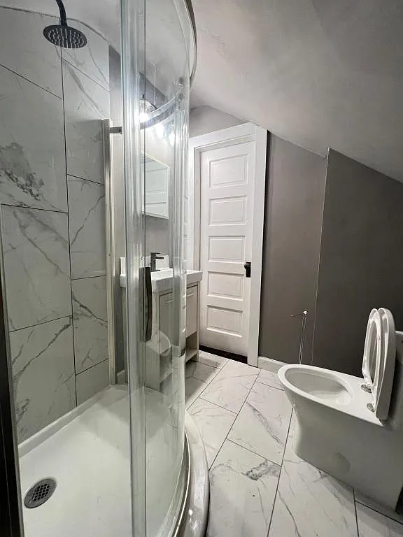Building Photo - 1555 Neil Ave #3A