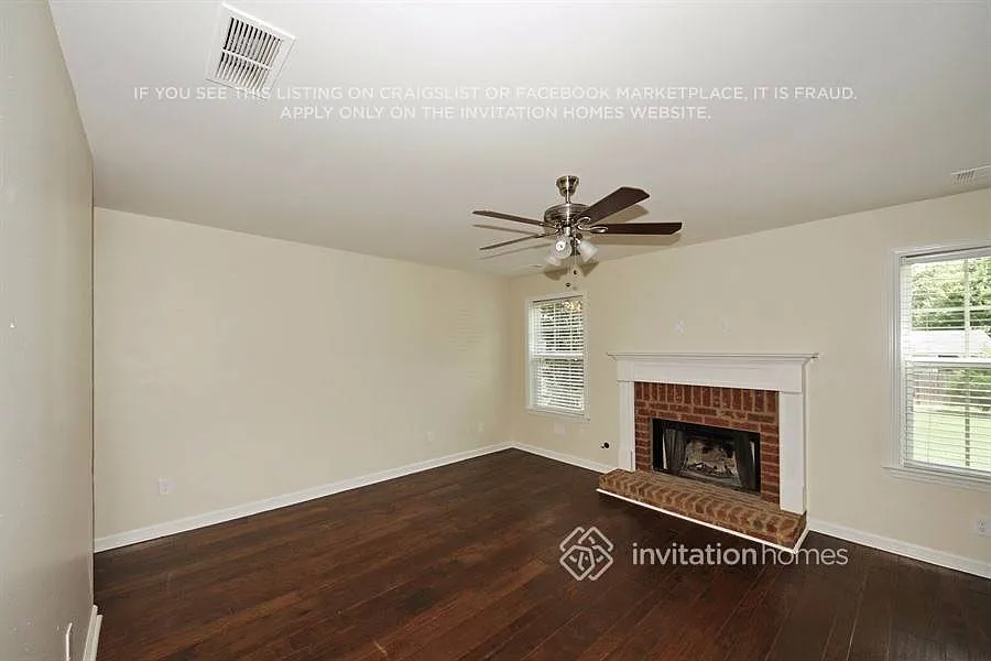 380 Running Fawn Dr Suwanee, GA 30024 — Photo 2