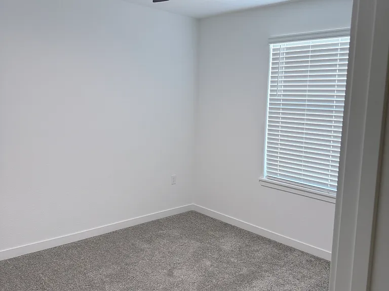12628 Hereford Ave — Photo 20