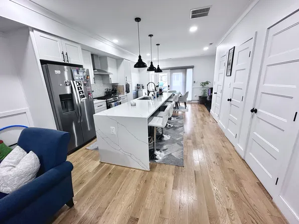 1427 Parkwood Pl NW, Washington, DC 20010