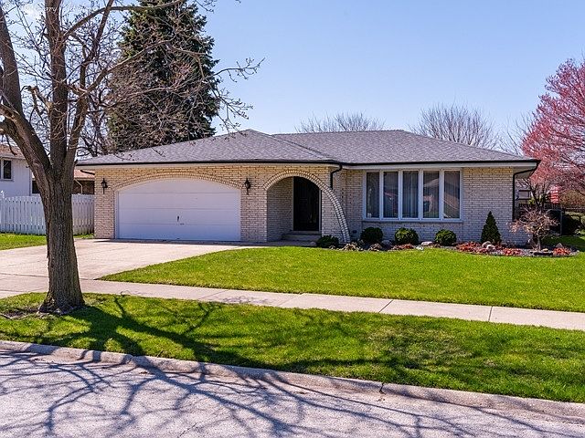 1st image of 17246 Evans Ave