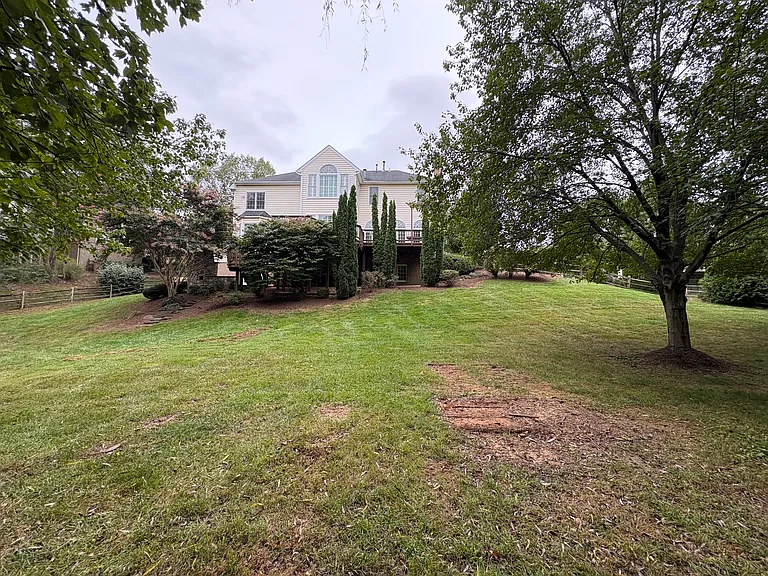 1151 Fieldview Dr — Photo 72