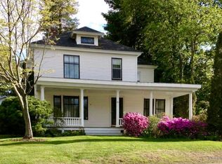 37 Forest Ave, Orono, ME 04473