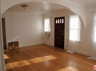 41 W Palm St, Altadena, CA 91001