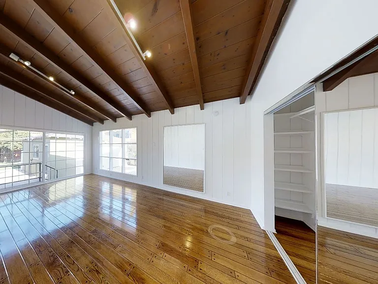 3758 Tuller Ave — Photo 3