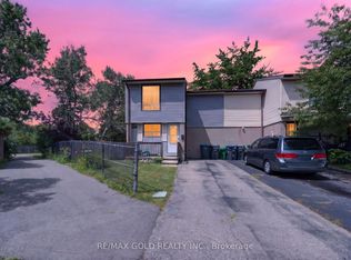 13 Gold Pine Ct, Brampton, ON L6S 2K6