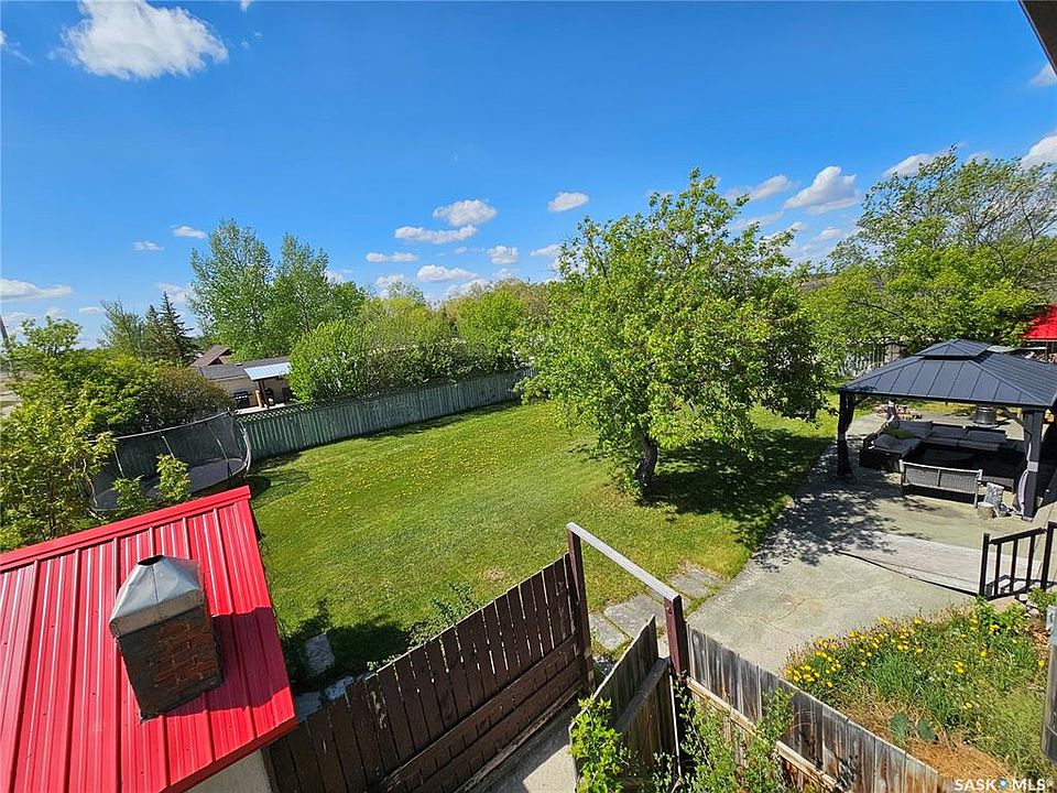 1st image of 671-681 Aqualane AVENUE