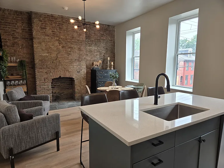 700 N Taylor Ave #2 — Photo 49