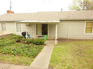 109 N Hampton Rd, Desoto, TX 75115