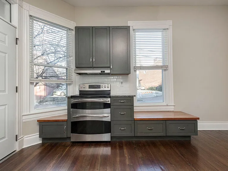 1619 Ellwood Ave — Photo 13