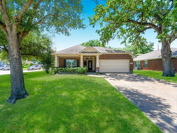 4th image of 12303 Drake Prairie Lane