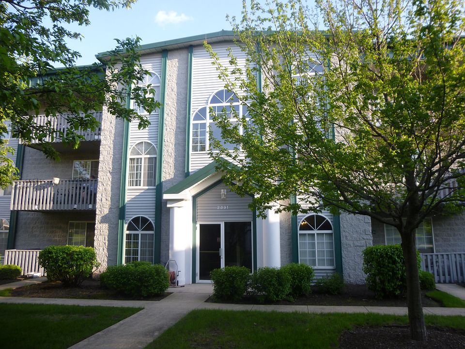 1st image of 2907 Heritage Dr APT 1B