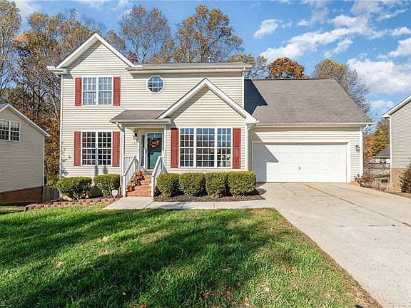 2nd image of 319 Rockbridge Dr