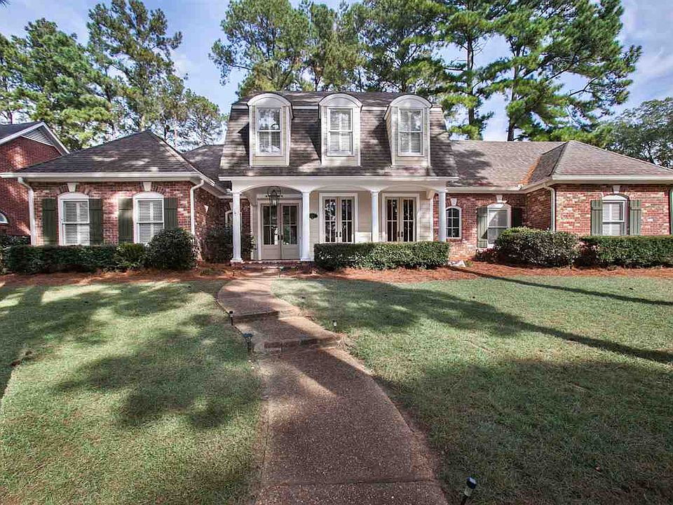 1st image of 303 Hillchase Dr