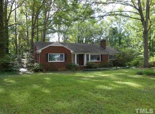 204 Woodland Dr, Fuquay Varina, NC 27526