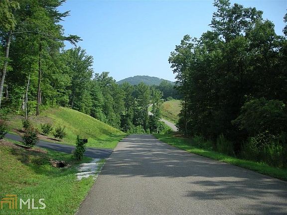 2nd image of 760 Cove Lake Dr
