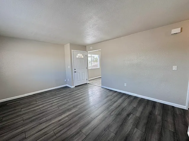 2 bed, $2,495 — Photo 4
