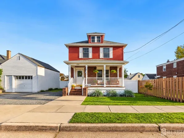 233 Grove Ave, Cedar Grove, NJ 07009