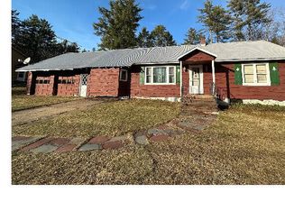 168 Old Piseco Rd, Lake Pleasant, NY 12108