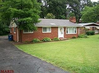 3676 Marshall Ave, Saint Louis, MO 63114