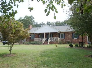287 Rolling Green Dr, Winston Salem, NC 27107