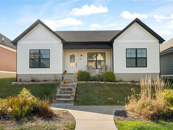1948 Harmony Circle, Charlestown, IN 47111