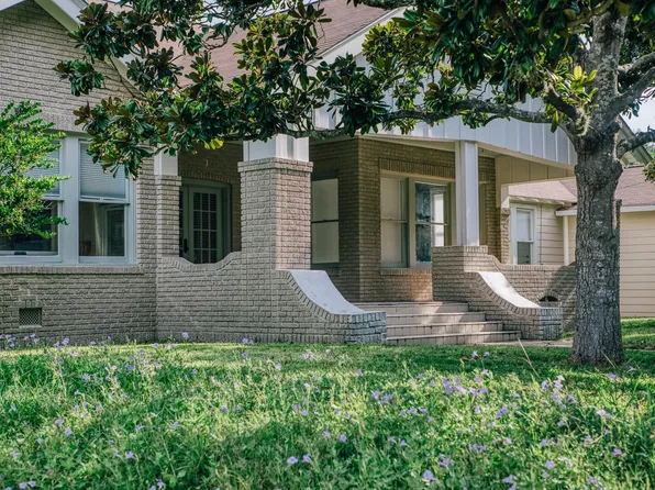 511 Crockett St, Brenham, TX 77833