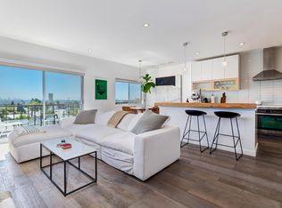 1115 S Elm Dr #PENTHOUSE, Los Angeles, CA