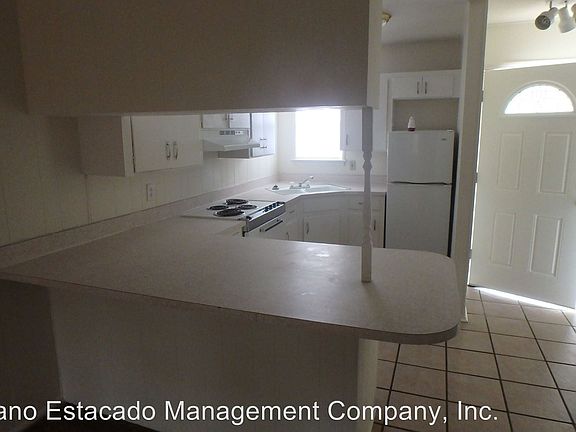 4th image of 2506 8th Ave APT C