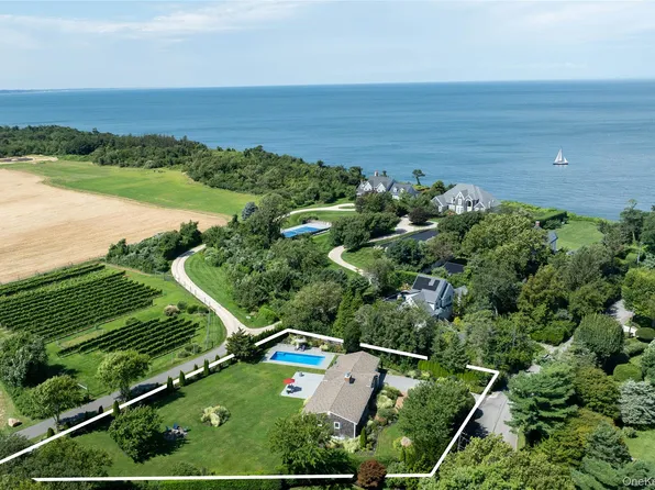 405 Birch Lane, Cutchogue, NY 11935