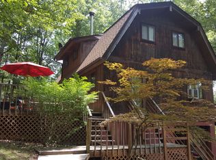 225 Three Oaks Dr, Gore, VA 22637