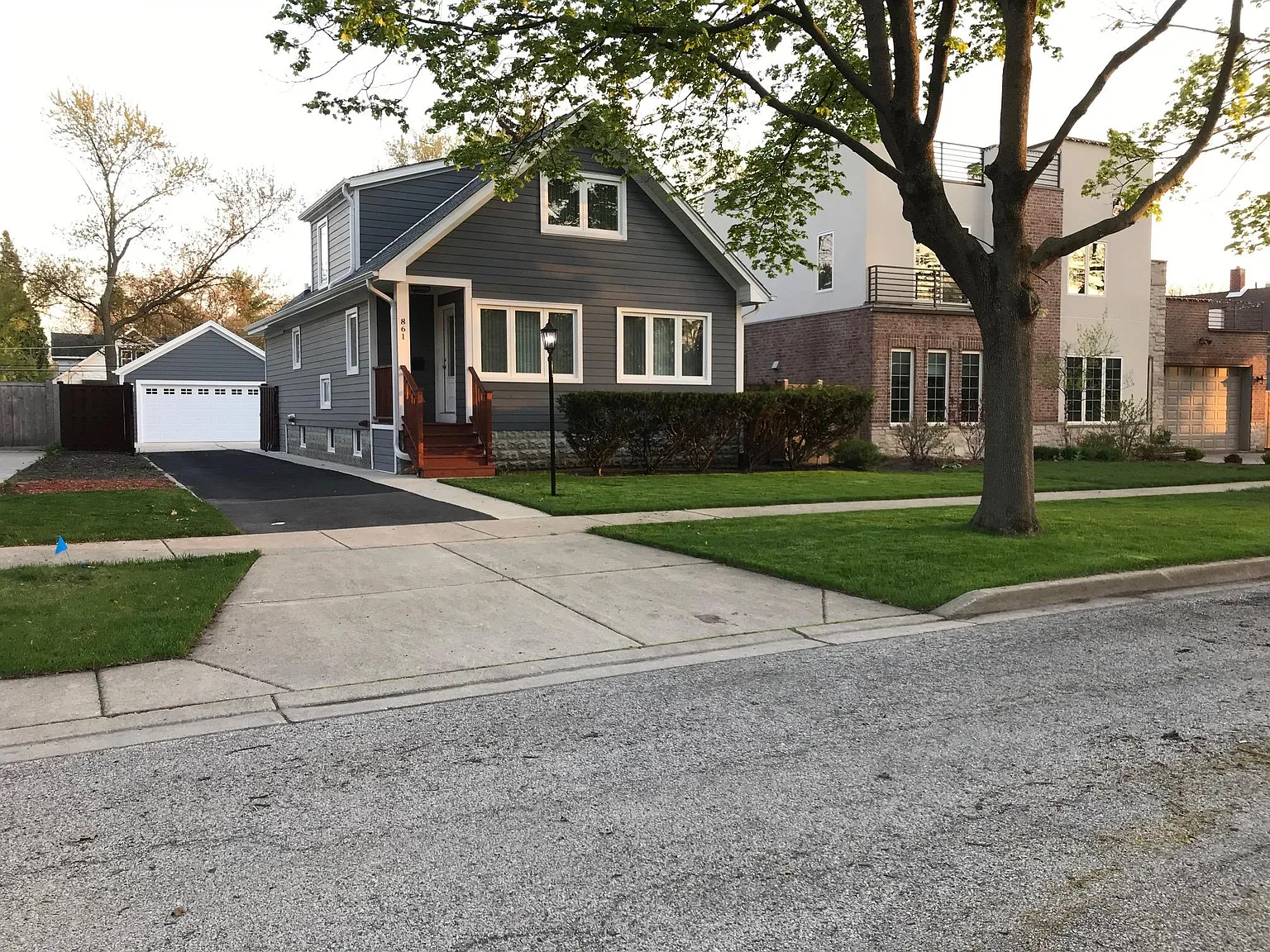 861 Walter Ave photo 1