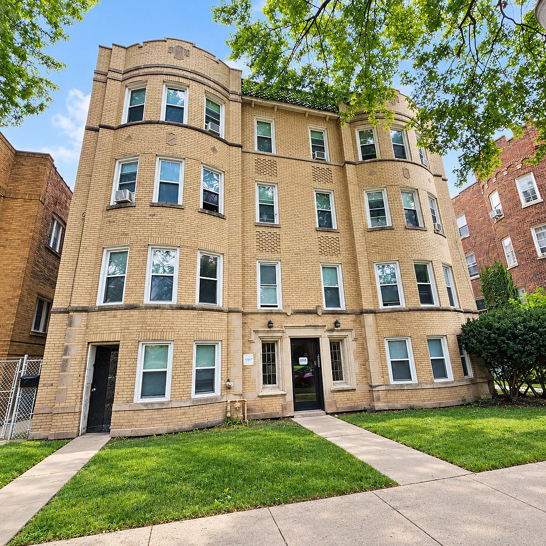 1 bed, 700 sqft, $1,200 — Photo 1