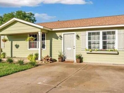 520 Thompson Dr, Saginaw, TX, 76179