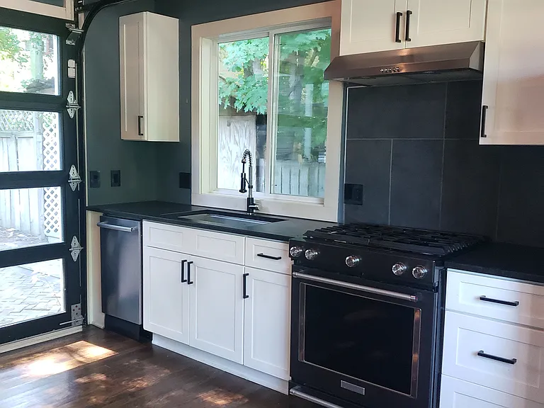 207 Highland Ave — Photo 7