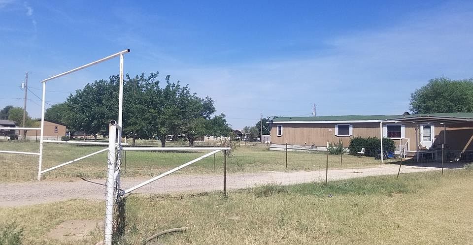 1st image of 205 SE 1600th #215-225