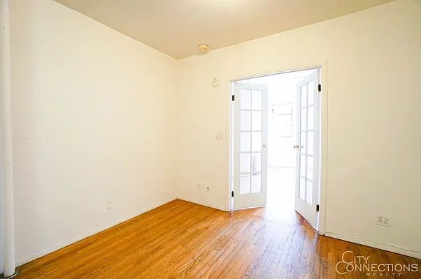 Rented by City Connections Realty | media 23