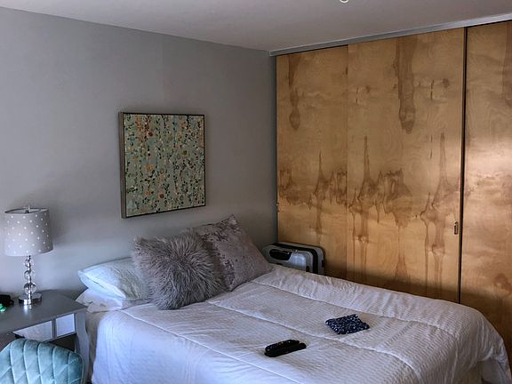 5th image of 655 W Irving Park Rd APT 510