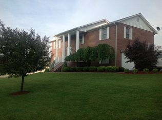 422 Deer Ridge Trl, Tazewell, VA 24651