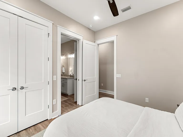 156 Summer Breeze Ln — Photo 23