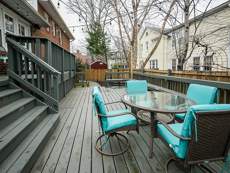 407 Russell Rd — Photo 52