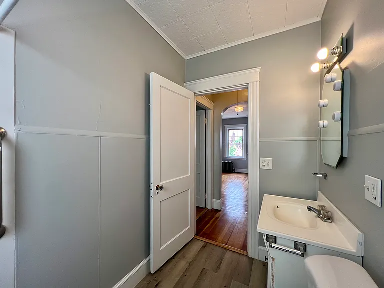 833 Main St #2F — Photo 11