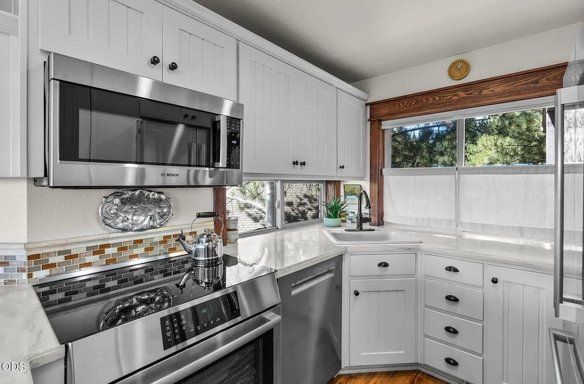 3 bed, 1719 sqft, $3,500 — Photo 3